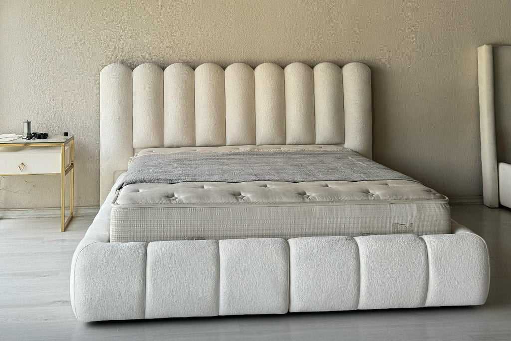 Lit Coffre Dilim Velours – Tête de Lit 130 cm, 3 Coloris