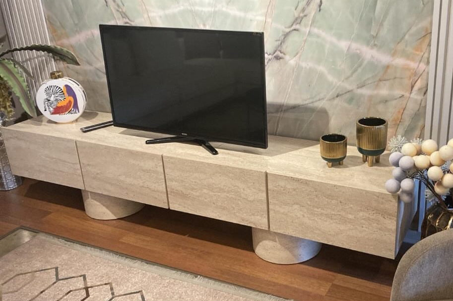 Meuble TV Effet Travertin – 190 cm, 4 Portes